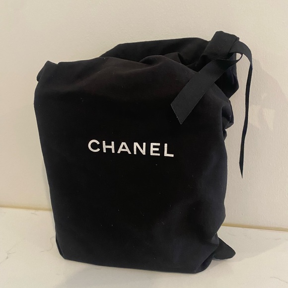 (4100)Chanel Caviar Square WOC - Picture 9 of 9